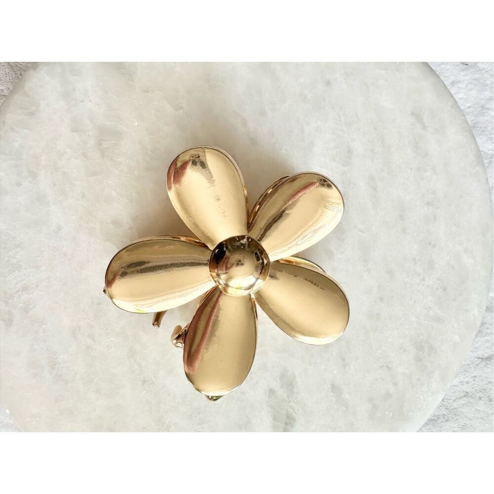 Gold metal flower metal hair claw